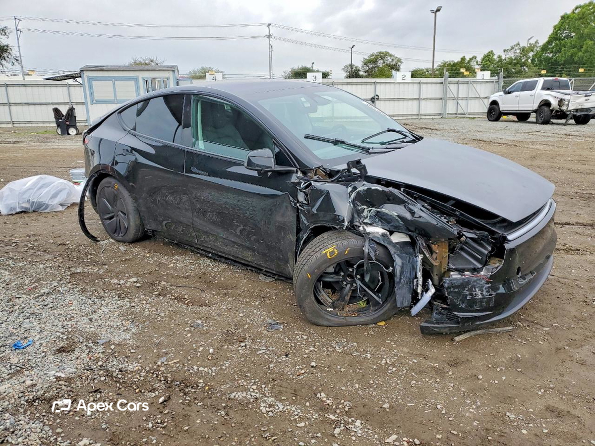 Tesla Model Y 2026