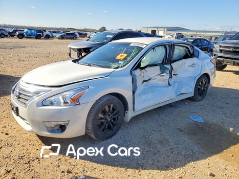 Nissan Altima 2015 - Image 1 of 12