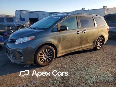 Toyota Sienna 2020 - Image 1 of 12