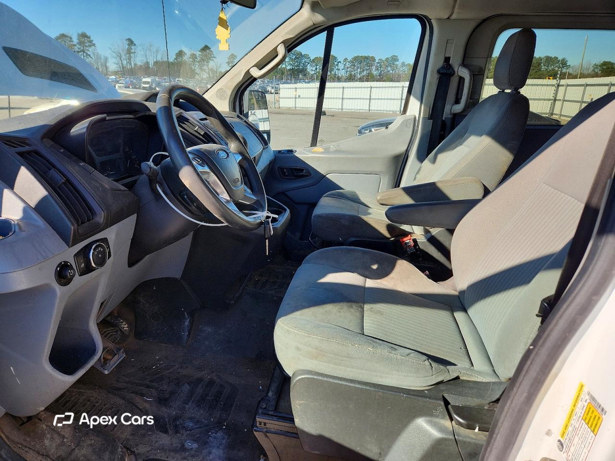 Ford Transit 2015