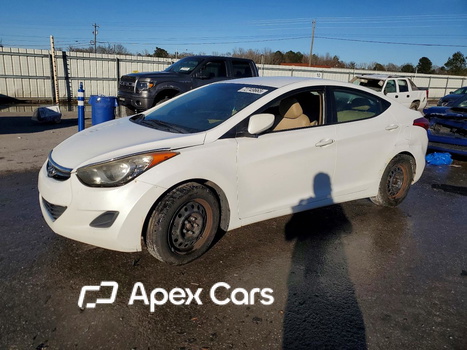 Hyundai Elantra 2012 - Image 1 of 13