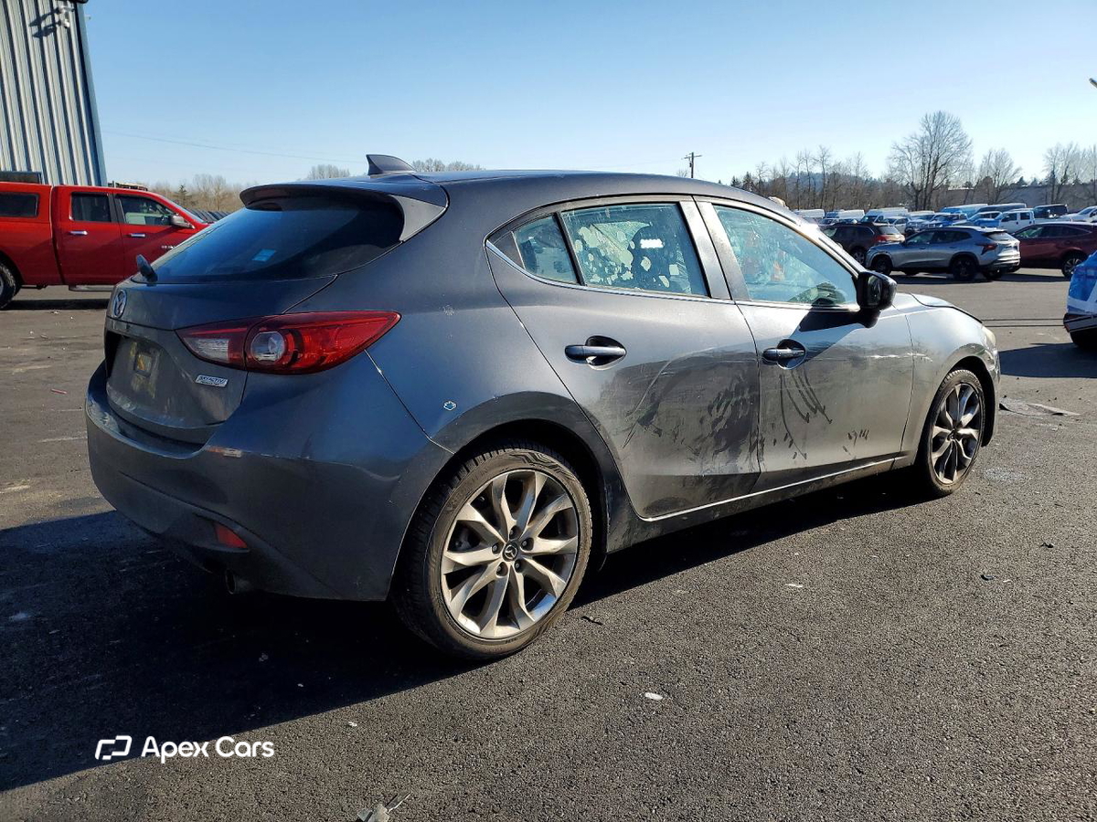 Mazda 3 2015