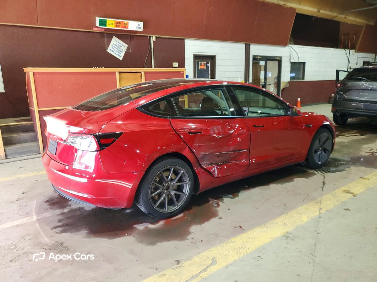 Tesla Model 3 2021