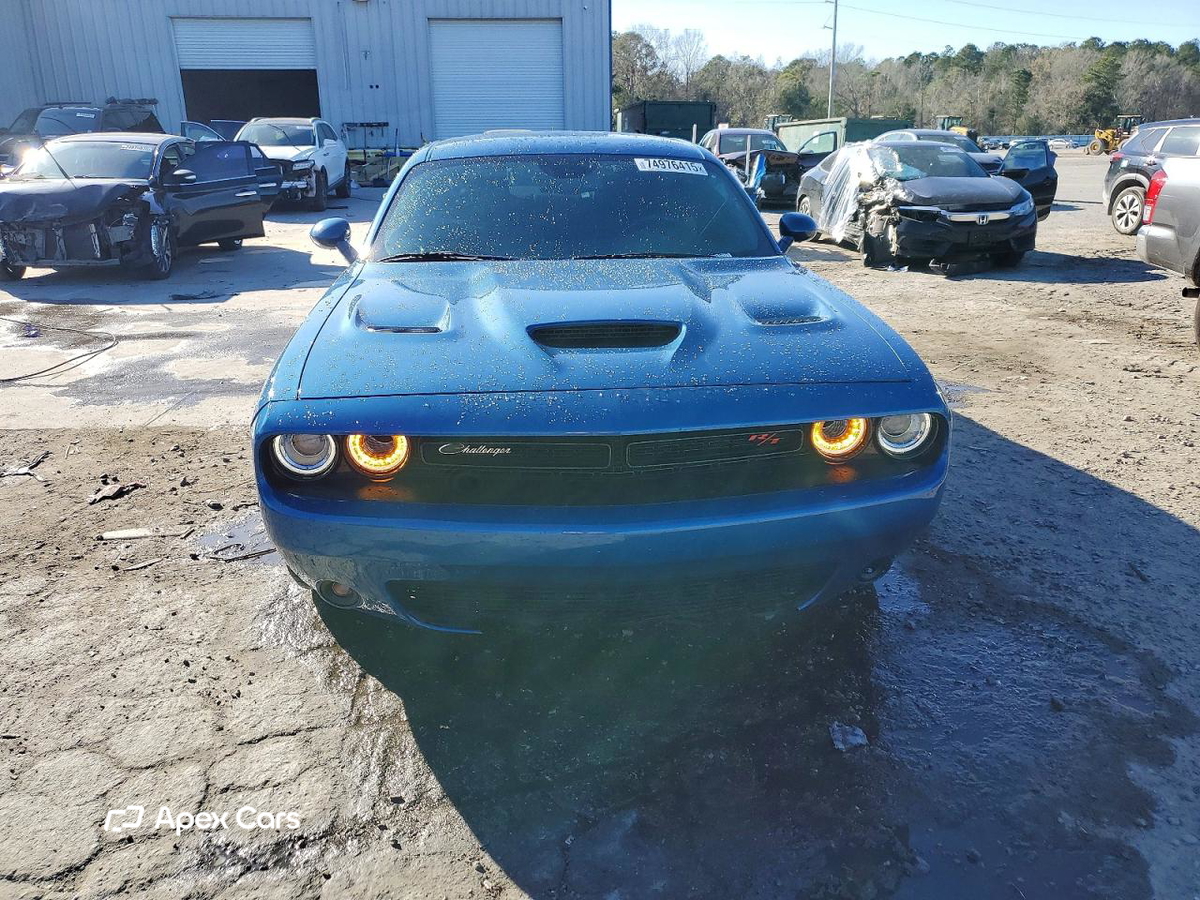 Dodge Challenger 2021