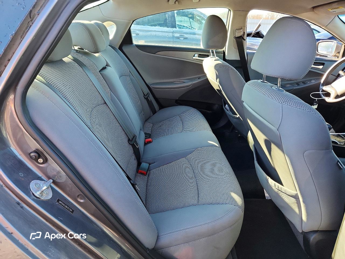 Hyundai Sonata 2011