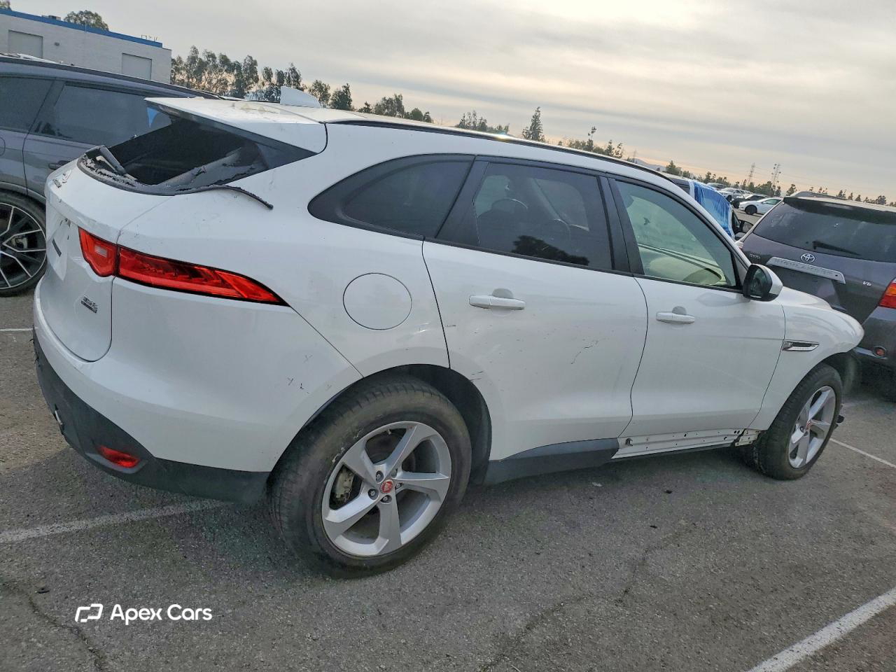 Jaguar F-Pace 2017