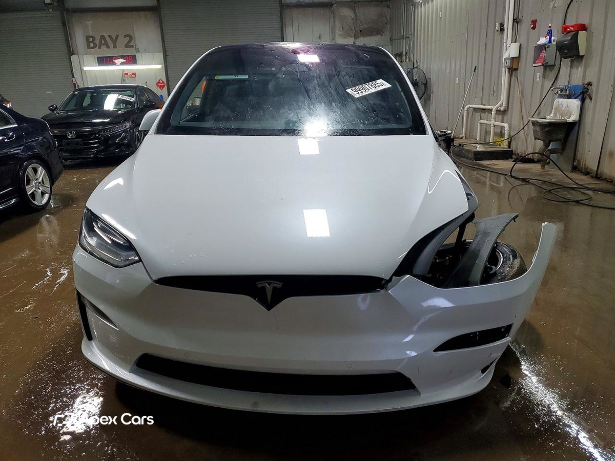 Tesla Model X 2023