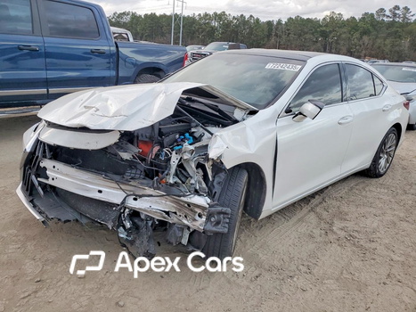 Lexus ES 2022 - Image 1 of 5