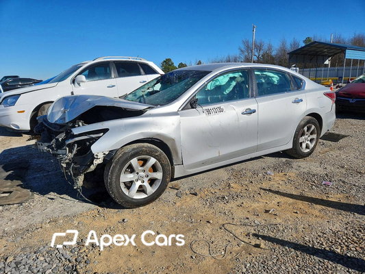 Nissan Altima 2015 - Image 1 of 13