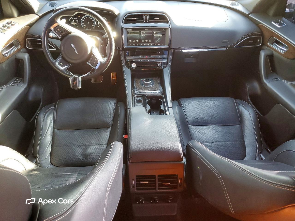 Jaguar F-Pace 2018