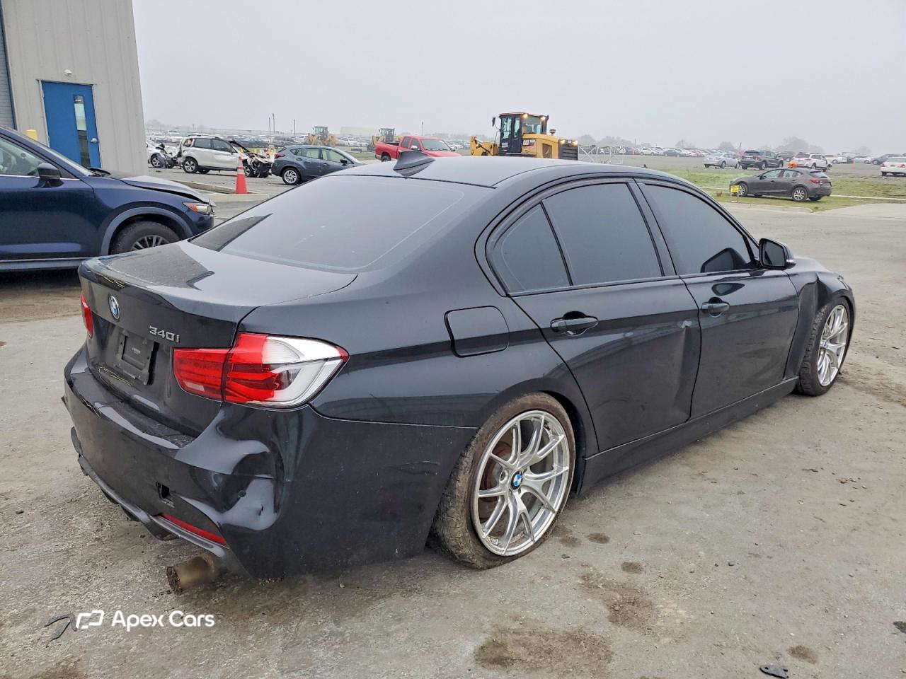 BMW Series 3 2016