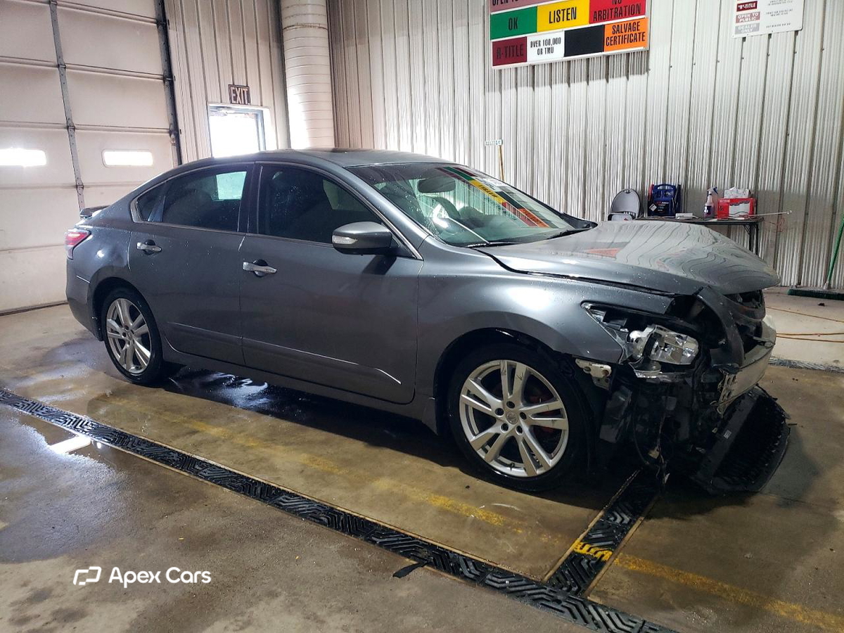Nissan Altima 2015