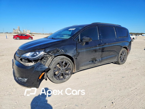 Chrysler Pacifica 2018 - Image 1 of 13