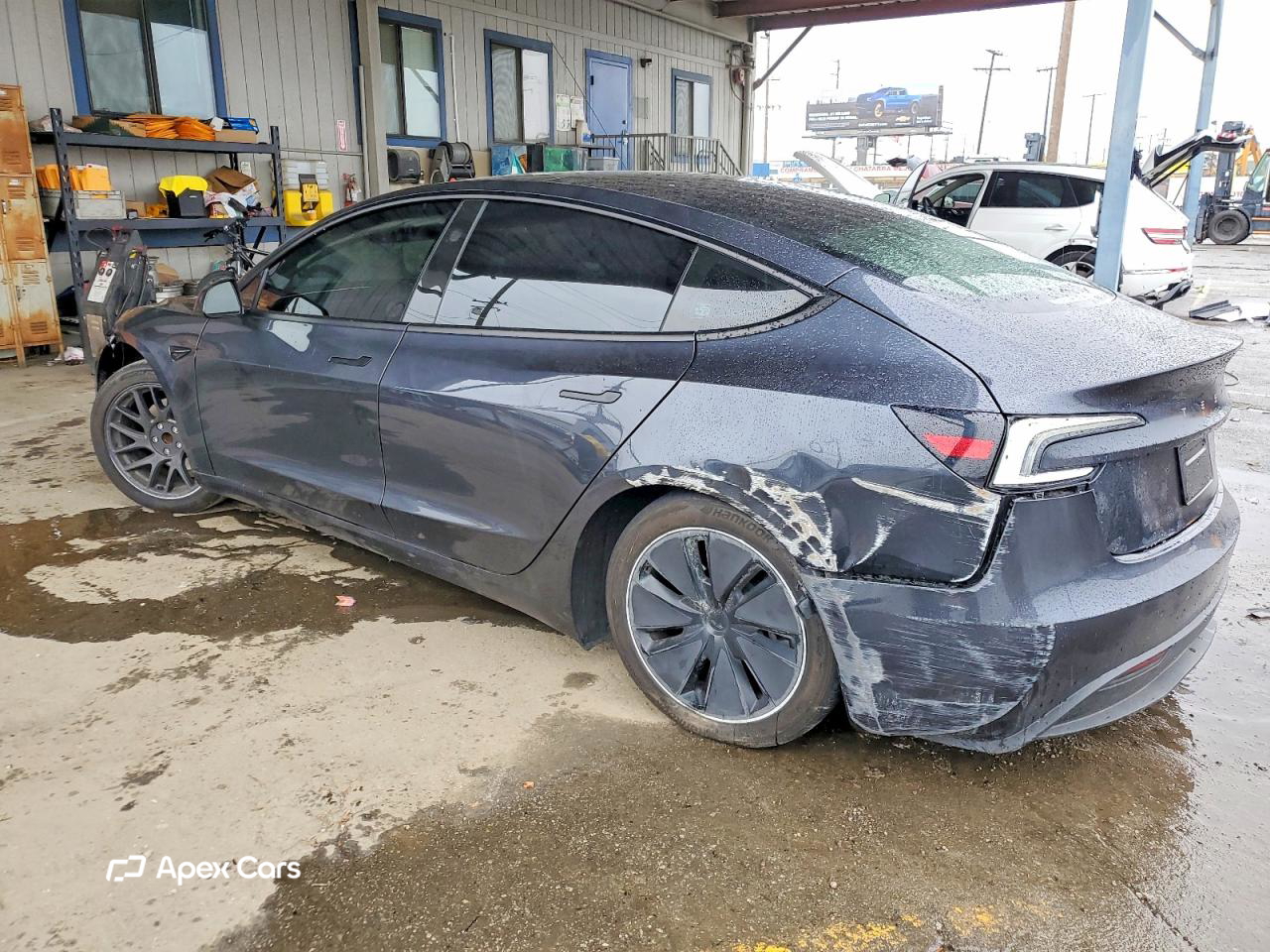 Tesla Model 3 2024