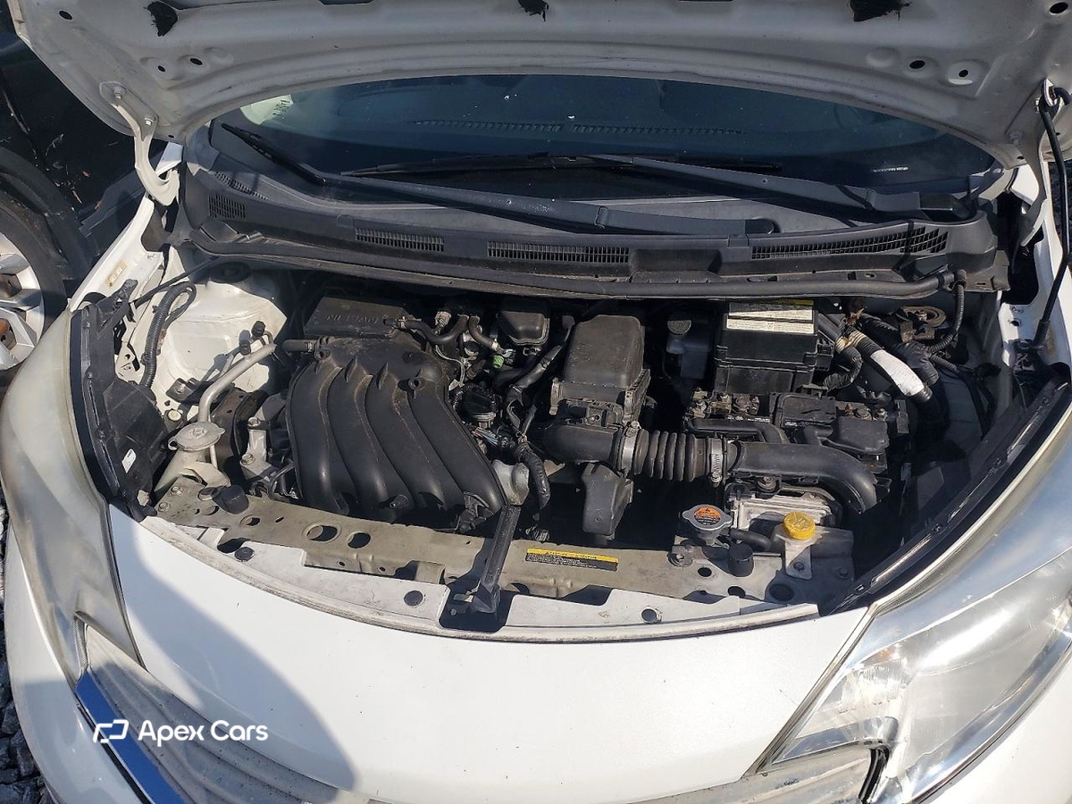 Nissan Versa 2015