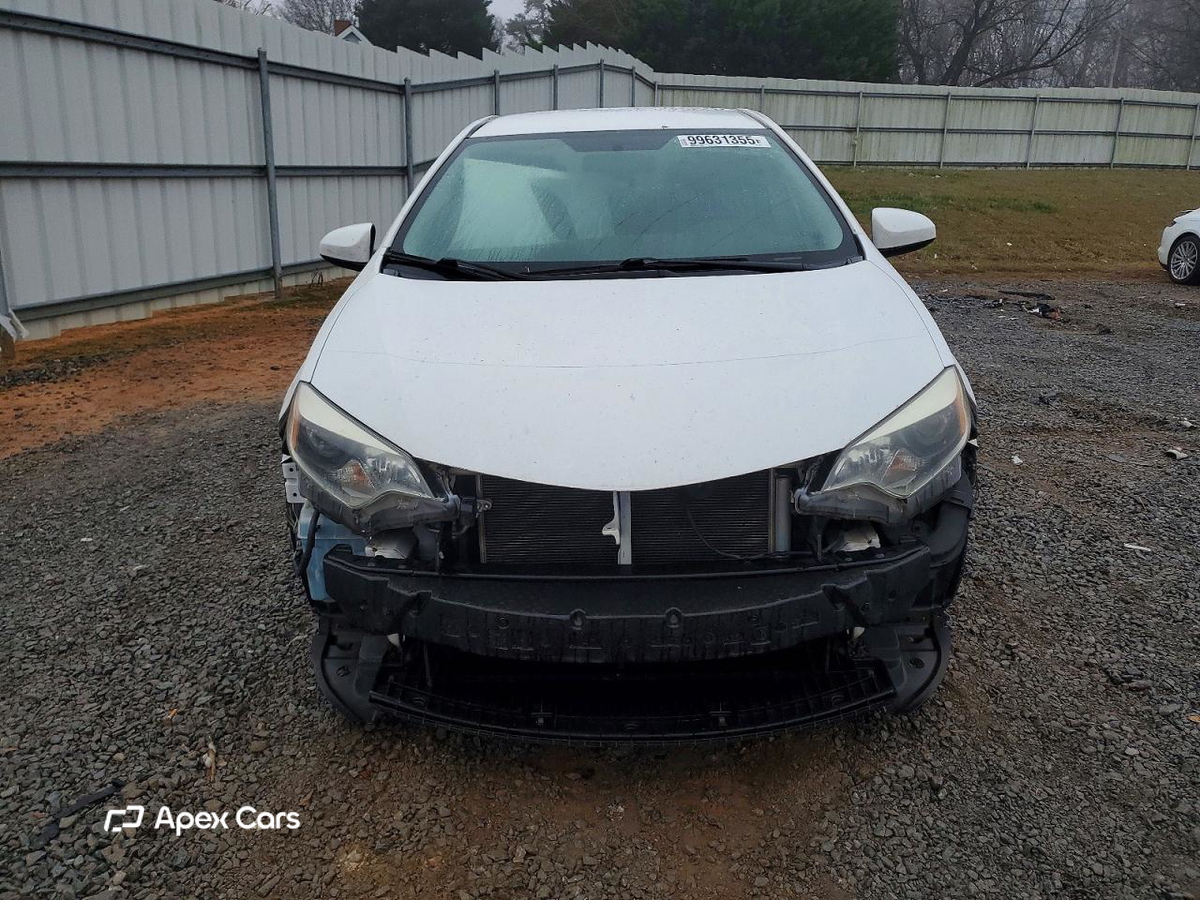 Toyota Corolla 2015