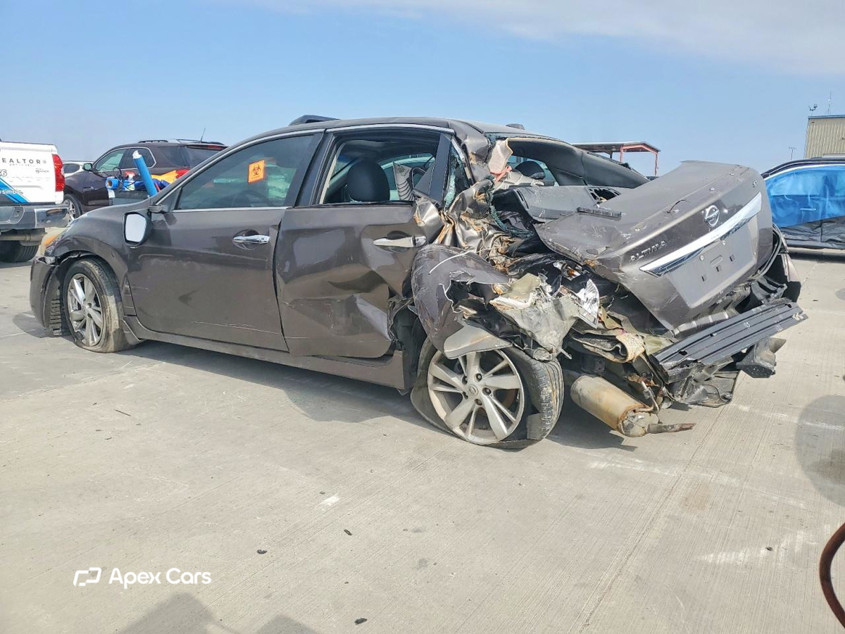 Nissan Altima 2015