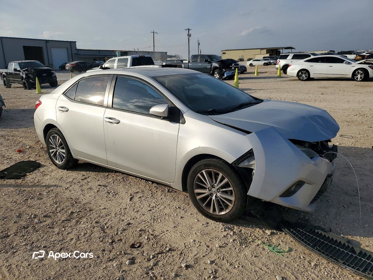 Toyota Corolla 2015