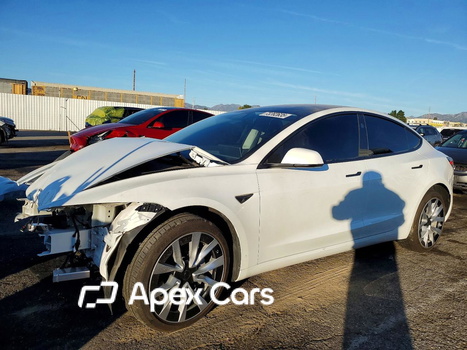 Tesla Model 3 2025 - Image 1 of 13