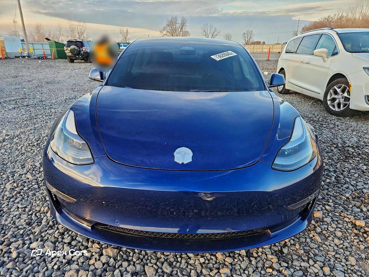 Tesla Model 3 2022