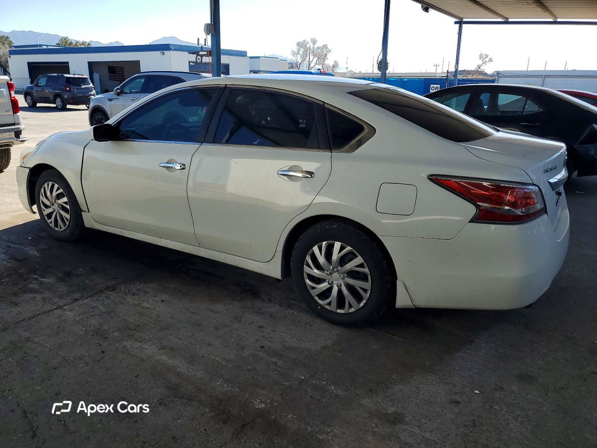 Nissan Altima 2015