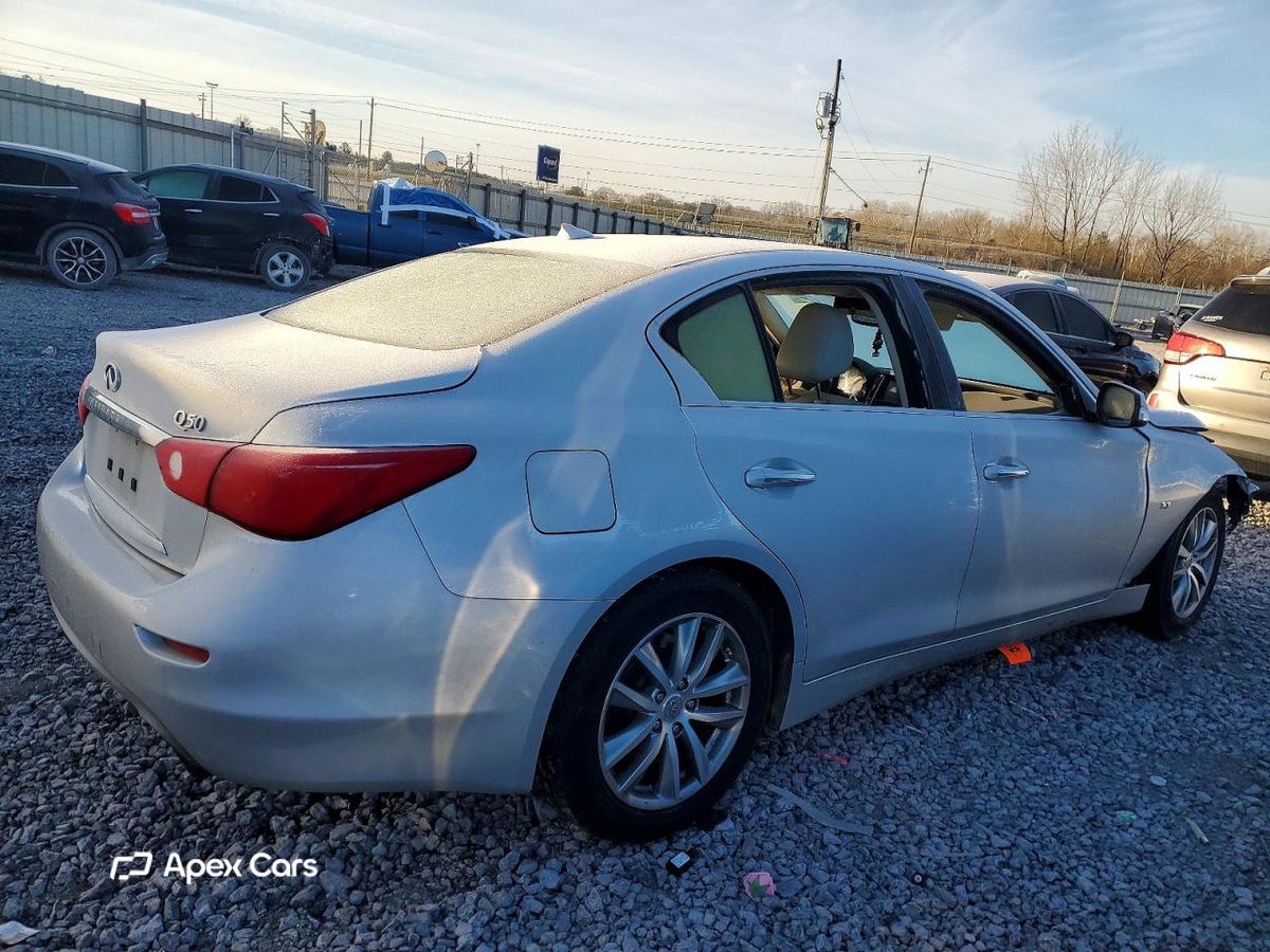 Infiniti Q50 2015