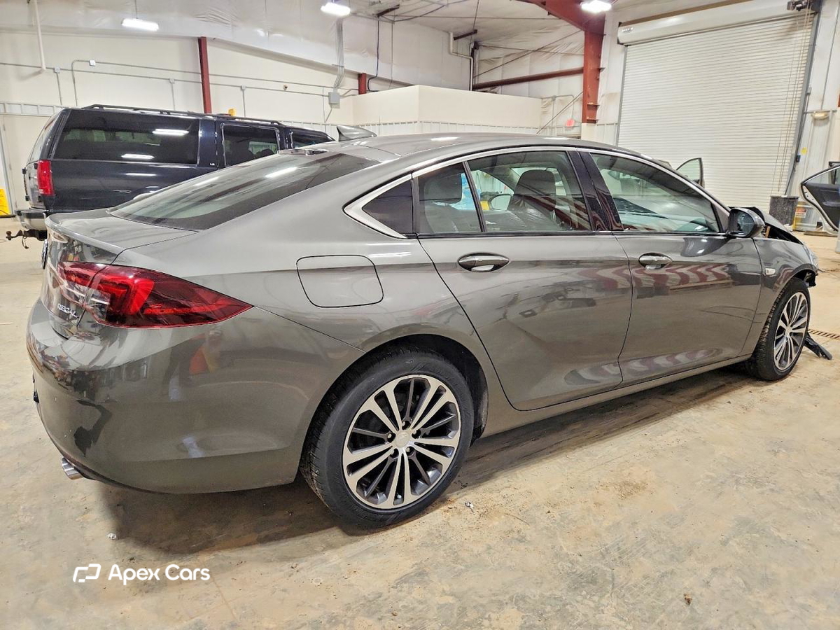 Buick Regal 2018