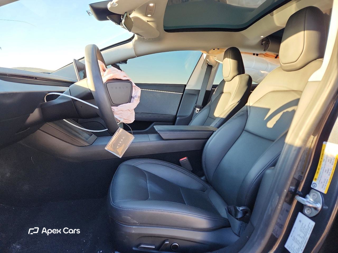 Tesla Model 3 2025