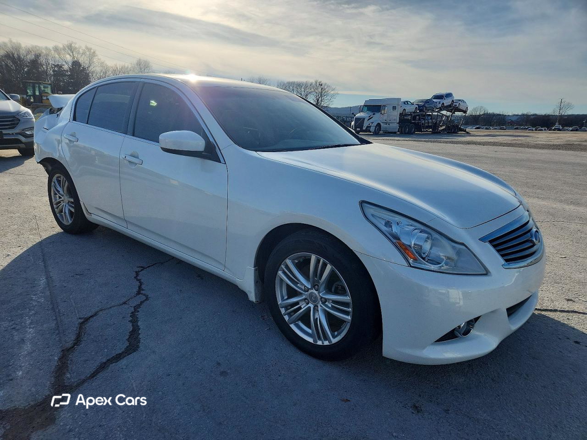 Infiniti G 2012