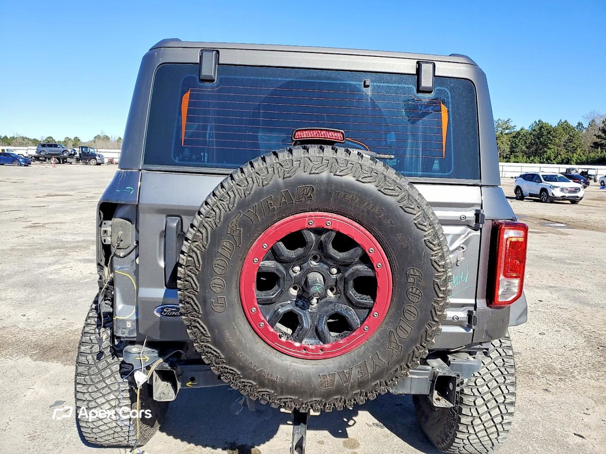 Ford Bronco 2022