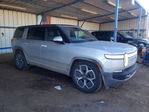 Rivian R1S 2024