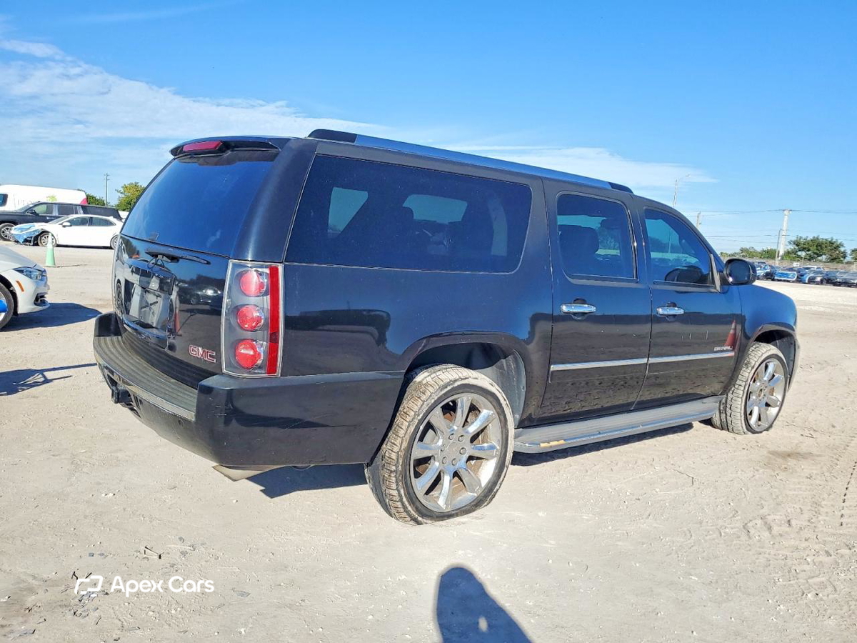 GMC Yukon 2011