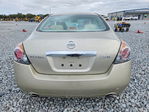 Nissan Altima 2010