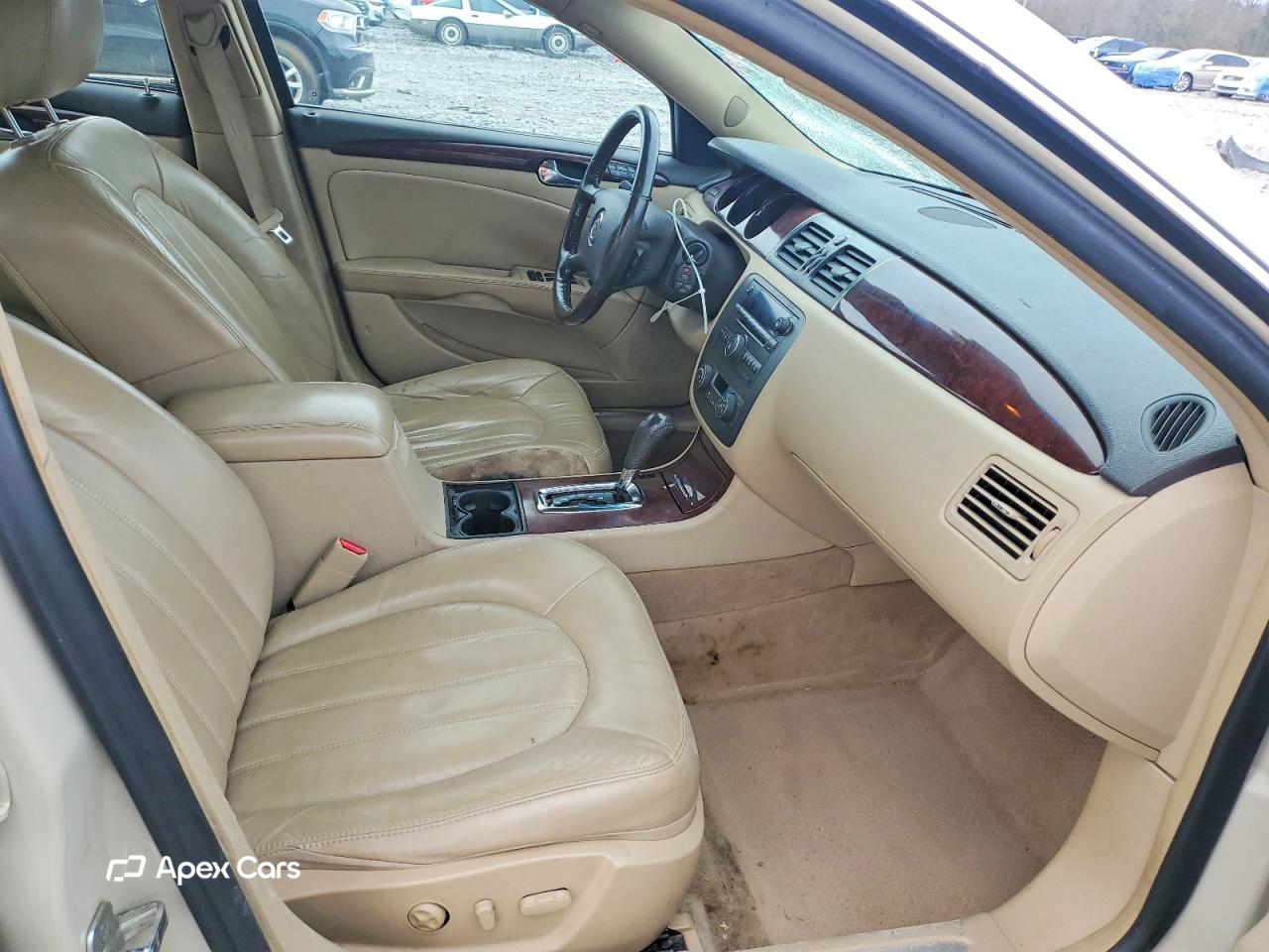 Buick Lucerne 2010