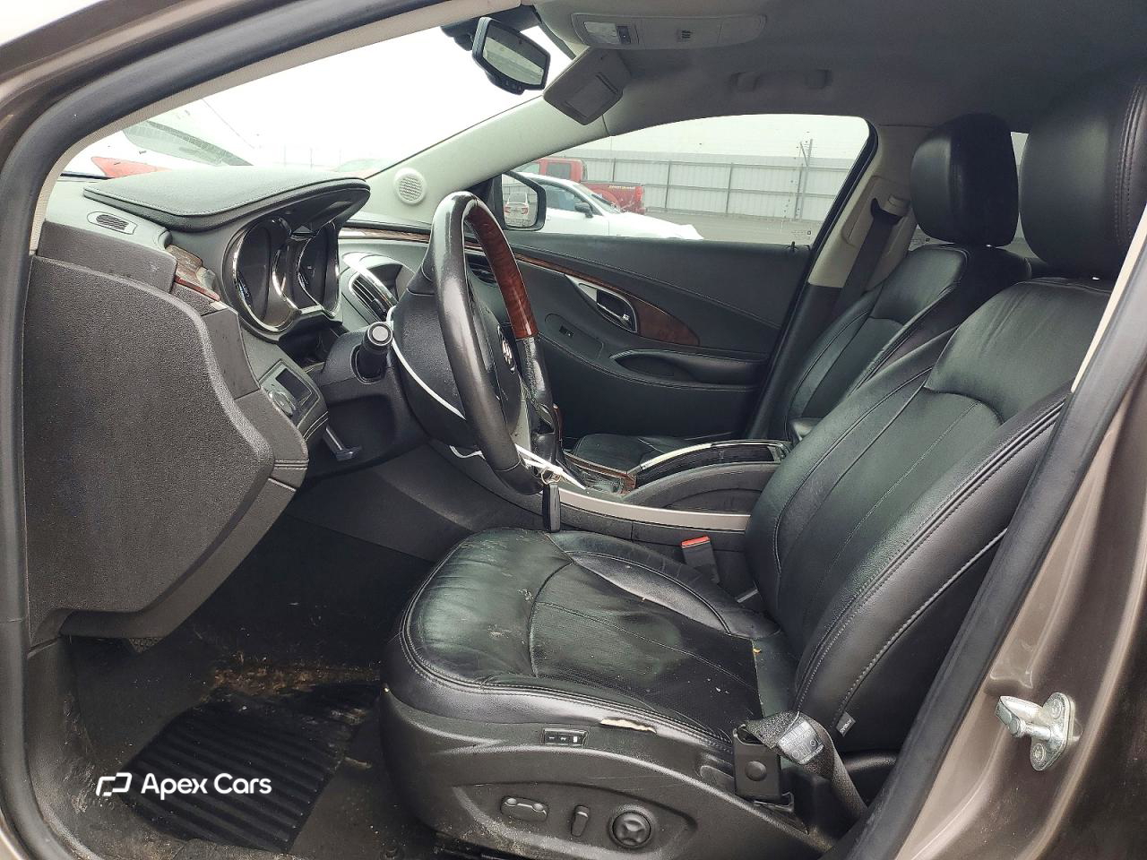 Buick LaCrosse 2011