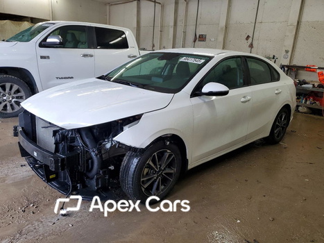 Kia Forte 2024 - Image 1 of 14