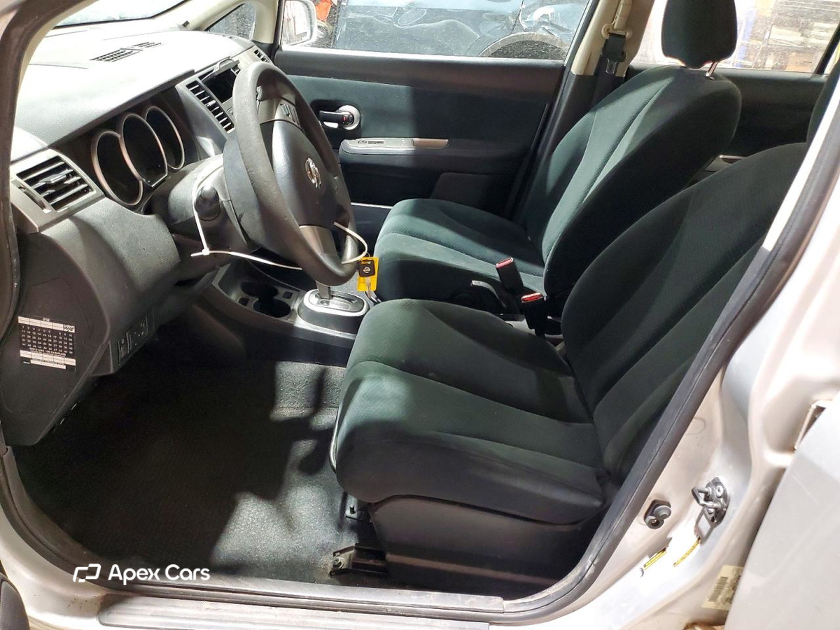 Nissan Versa 2010