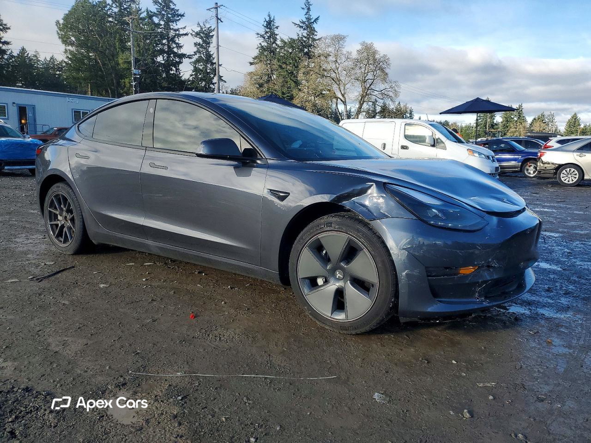 Tesla Model 3 2023