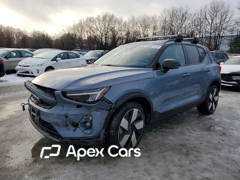 Volvo XC40 2023 - Image 1 of 13
