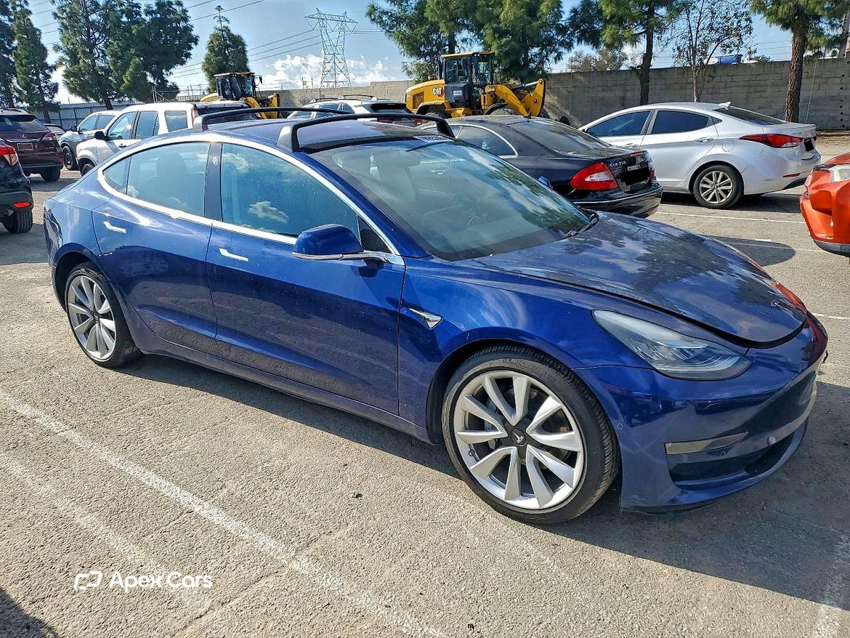 Tesla Model 3 2018