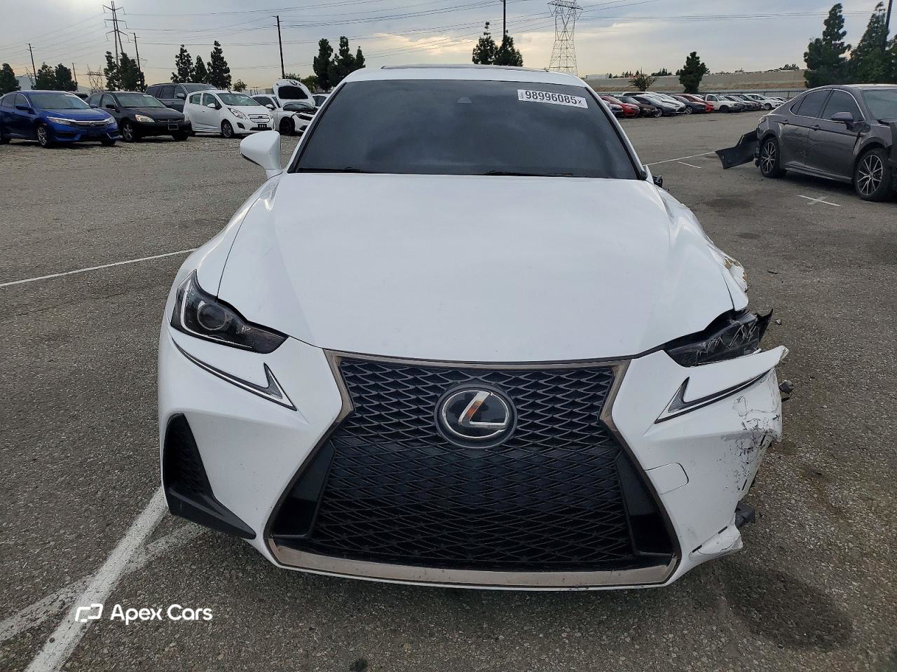 Lexus IS 2017
