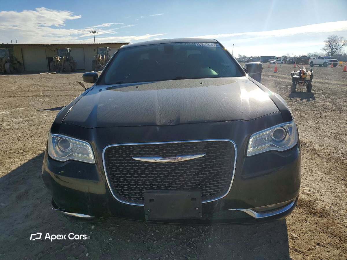 Chrysler 300C 2016