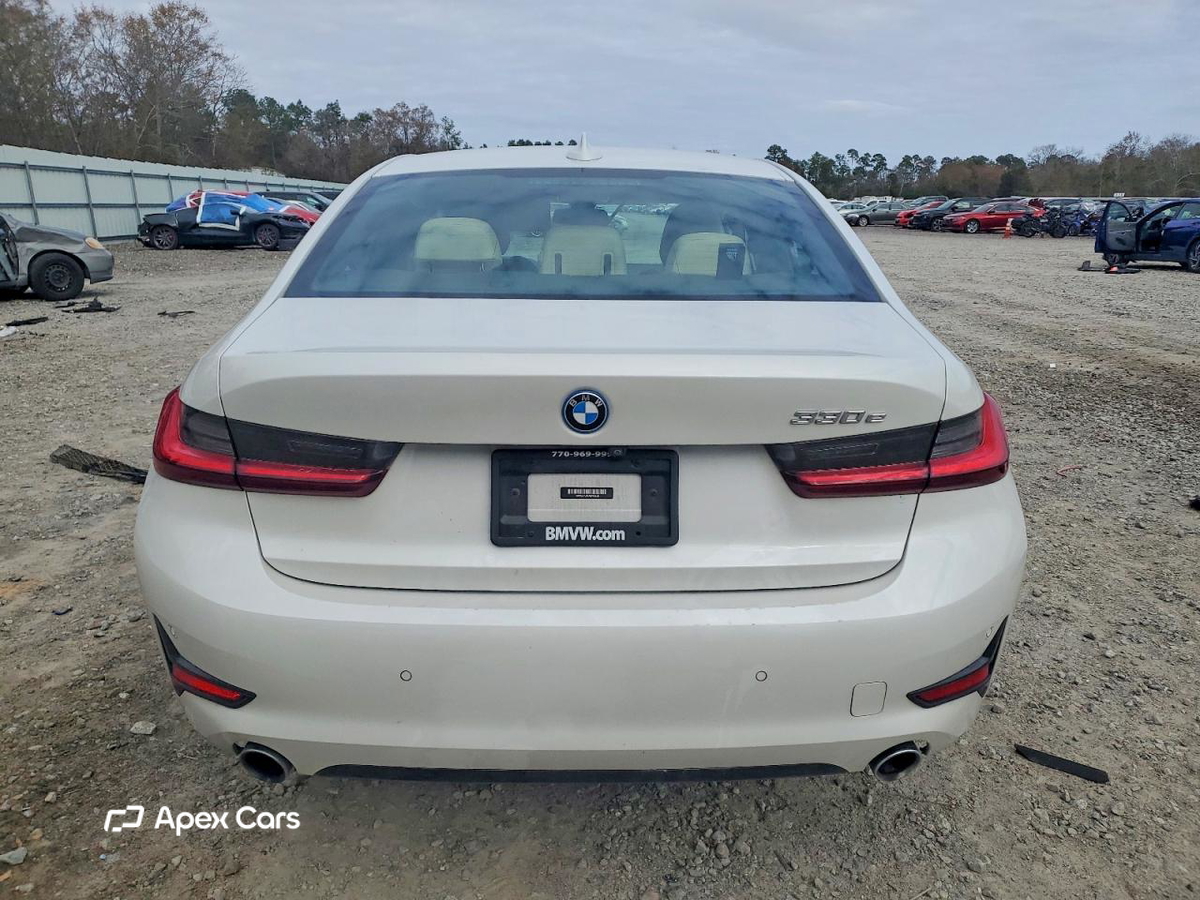 BMW Series 3 2022