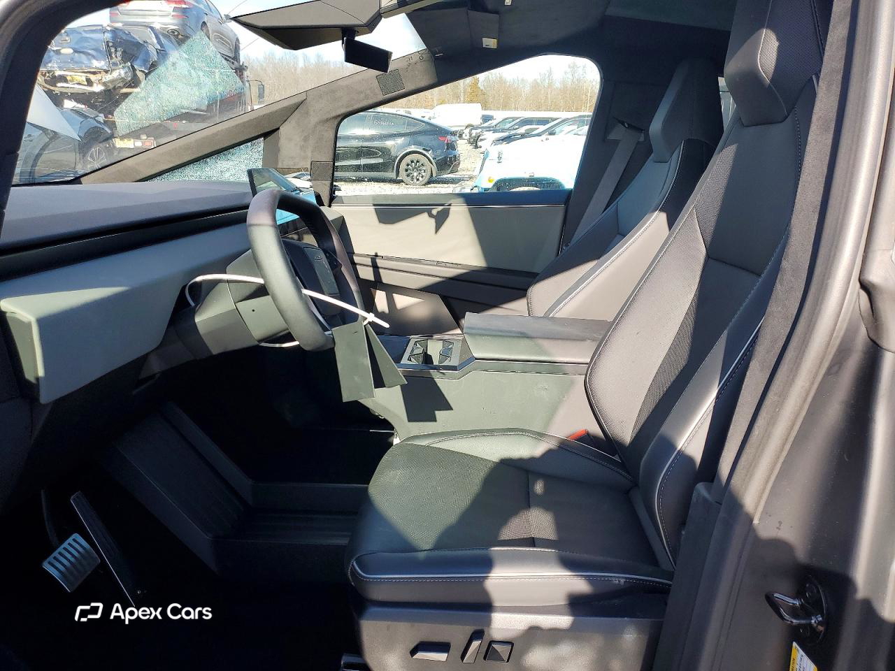 Tesla Cybertruck 2025