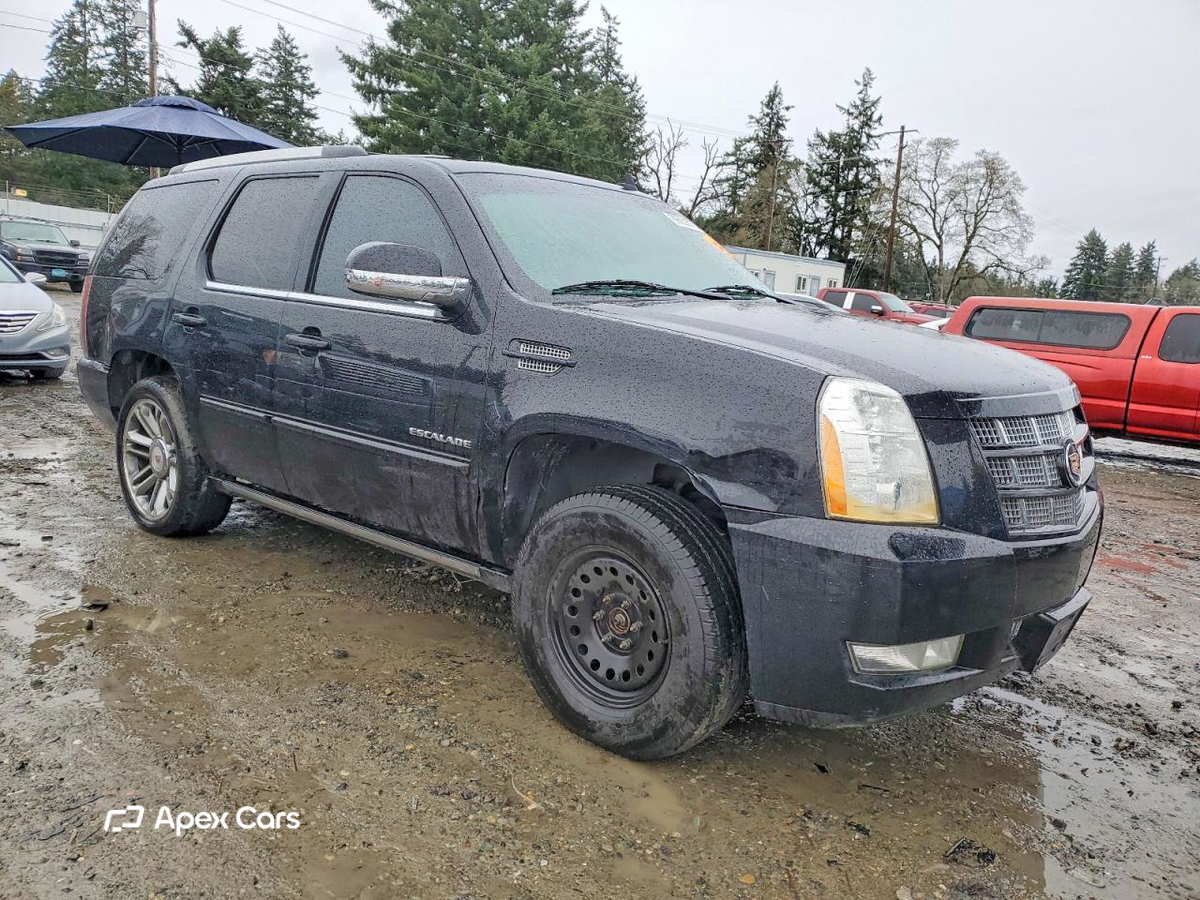 Cadillac Escalade 2014