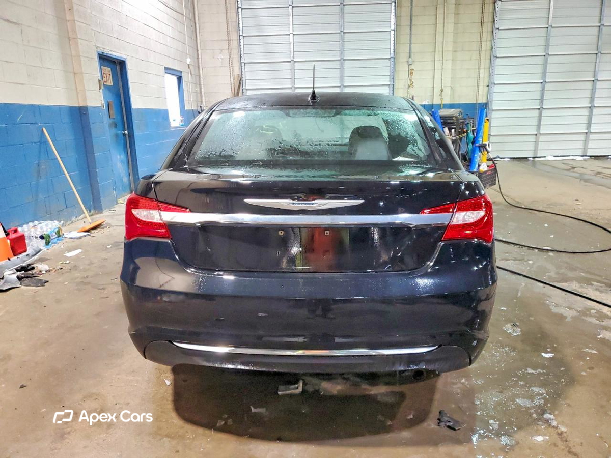 Chrysler 200 2011
