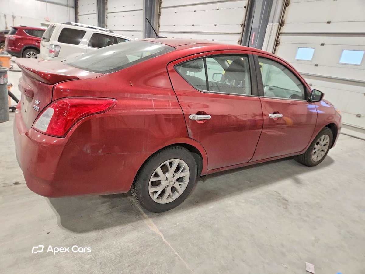 Nissan Versa 2018