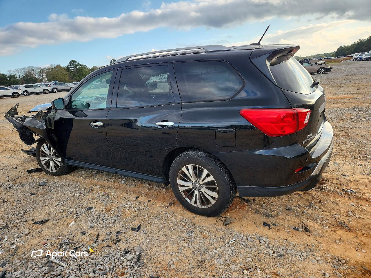Nissan Pathfinder 2018