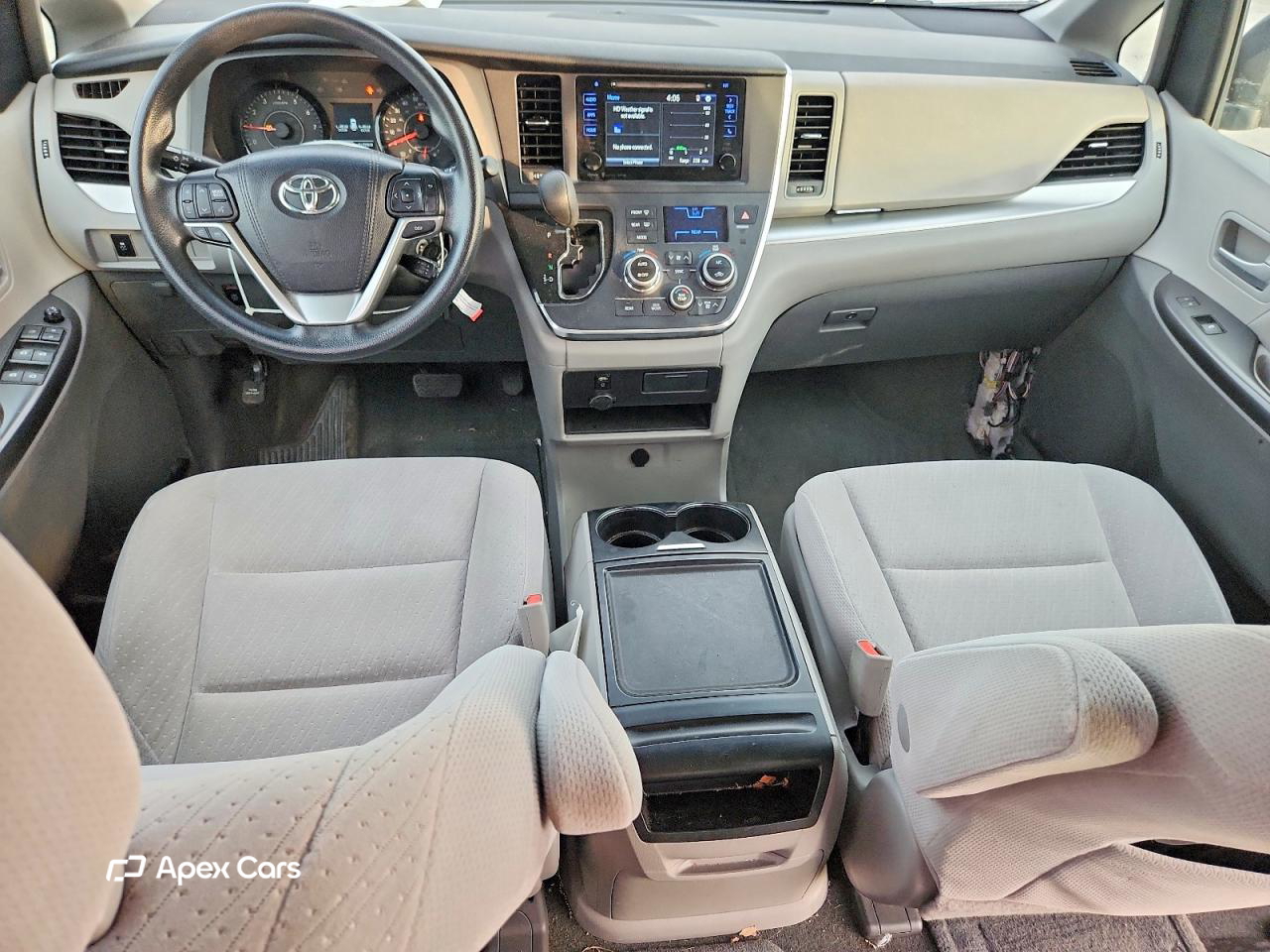 Toyota Sienna 2016