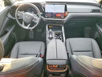 Lexus TX 2025